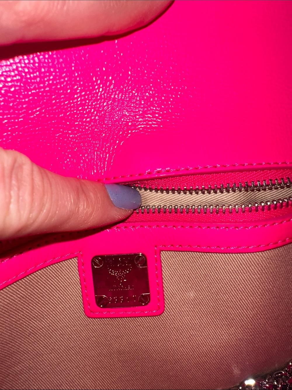 Never used Hot Pink MCM with silver chain - Picture 16 of 16